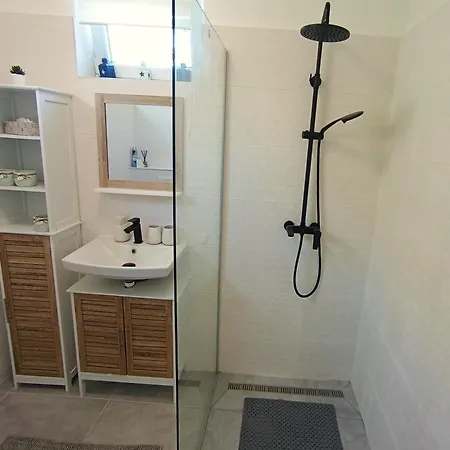 Σπίτι διακοπών Madarasz 7 Deluxe Vendeghaz Balatonalmádi